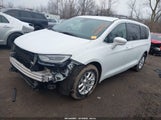 Chrysler Pacifica Touring L 2C4RC1BG5NR141884 снимка