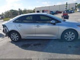 Toyota Corolla Le JTDEPRAE3LJ065844 снимка