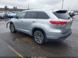 Toyota Highlander Xle 5TDJZRFH4JS553664 снимка