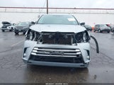 Toyota Highlander Xle 5TDJZRFH4JS553664 снимка