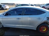 Hyundai Elantra Se KMHD74LF6JU609331 снимка