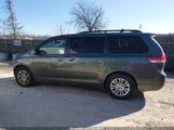 Toyota Sienna Xle V6 8 Passenger 5TDYK3DC7ES471425 photo