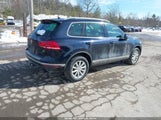 Volkswagen Touareg V6 Sport WVGEF7BP0HD004007 photo