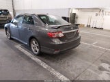 Toyota Corolla S 5YFBU4EE4DP144879 fotografie