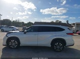Toyota Highlander Xle 5TDGZRAH0MS051031 снимка