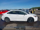Toyota Corolla Le JTDEPRAE9LJ048448 снимка