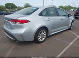 Toyota Corolla Le JTDVPMAE9NJ221102 снимка