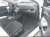 Chevrolet Malibu Fwd 1Fl 1G1ZC5ST4NF151150 photo
