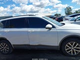 Volkswagen Tiguan 2.0T Se/2.0T Se R-Line Black/2.0T Sel 3VV3B7AX7LM064308 photo