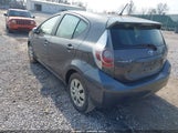 Toyota Prius C Two JTDKDTB35E1067829 снимка