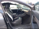 Tesla Model Y Long Range Dual Motor All-Wheel Drive 5YJYGDEE3LF041559 снимка