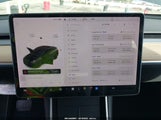 Tesla Model Y Long Range Dual Motor All-Wheel Drive 5YJYGDEE3LF041559 fotografie