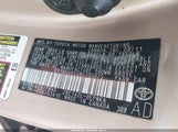 Toyota Corolla Le 2T1BU4EE5BC705975 снимка