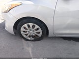Hyundai Elantra Gt KMHD35LH5HU374143 photo