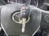 Toyota Corolla Le 5YFBURHE5FP260930 снимка