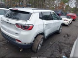 Jeep Compass Latitude 4X4 3C4NJDBN4RT118894 снимка