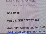 Tesla Model 3 Long Range Dual Motor All-Wheel Drive 5YJ3E1EB5PF711056 fotografie