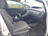 Toyota Prius Two JTDKN3DU6D0352093 снимка