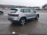 Volkswagen Taos 1.5T S 3VV8C7B27SM088368 снимка