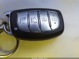 Hyundai Ioniq Hybrid Se KMHC75LC0LU234790 photo