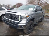 Toyota Tundra Sr5 5.7L V8 5TFDY5F14JX774462 photo