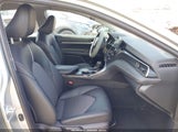 Toyota Camry Se 4T1G11AK7NU045661 photo