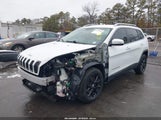 Jeep Cherokee Latitude 1C4PJLCB8GW376625 снимка