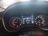 Jeep Compass Altitude 4X4 3C4NJDBB6KT621113 снимка