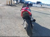 Suzuki Gsx-R600 K JS1GN7CA752108263 снимка