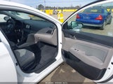 Hyundai Elantra Se 5NPD84LF7HH208604 снимка