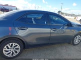 Toyota Corolla Le 5YFBURHEXHP675857 fotografie