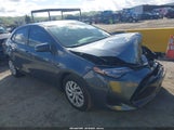 Toyota Corolla Le 5YFBURHEXHP675857 fotografie