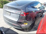 Tesla Model Y Long Range Dual Motor All-Wheel Drive 5YJYGDEE0MF258326 снимка