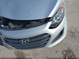 Hyundai Elantra Gt KMHD35LH3GU300475 photo