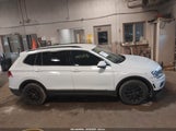 Volkswagen Tiguan 2.0T Se/2.0T Sel 3VV3B7AX0JM214692 снимка