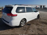 Toyota Sienna Le V6 5TDKK3DC3BS106872 снимка