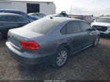 Volkswagen Passat 1.8T Wolfsburg Edition 1VWAT7A35FC015644 снимка