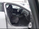 Chevrolet Malibu Fwd 1Fl 1G1ZC5ST1NF166401 photo