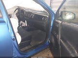 Toyota Rav4 Xle JTMRFREV3JJ203393 снимка
