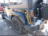 Jeep Wrangler Sahara 1J4FA54147L104081 снимка
