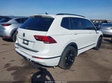 Volkswagen Tiguan 2.0T Se R-Line Black 3VVCB7AX9PM109125 снимка
