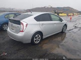 Toyota Prius Two JTDKN3DU0C5440669 fotografie