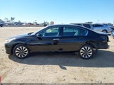Honda Accord Hybrid Touring 1HGCR6F70FA000952 fotografie
