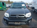 Toyota 4Runner Limited V8 JTEBT17R668030328 fotografie