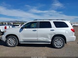 Toyota Sequoia Platinum 5.7L V8 5TDBY67A38S003552 fotografie