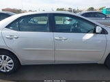 Toyota Corolla Le 2T1BURHE0GC633261 снимка