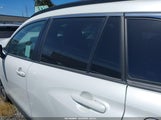 Toyota Corolla Cross Xle 7MUDAAAG2NV020731 снимка