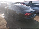 Volkswagen Passat 2.0T Wolfsburg Edition 1VWLA7A30KC001952 fotografie