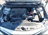 Toyota Camry Se 4T1B11HK8KU273129 photo