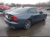 Volvo S60 B5 Momentum 7JRL12FZXNG161953 снимка